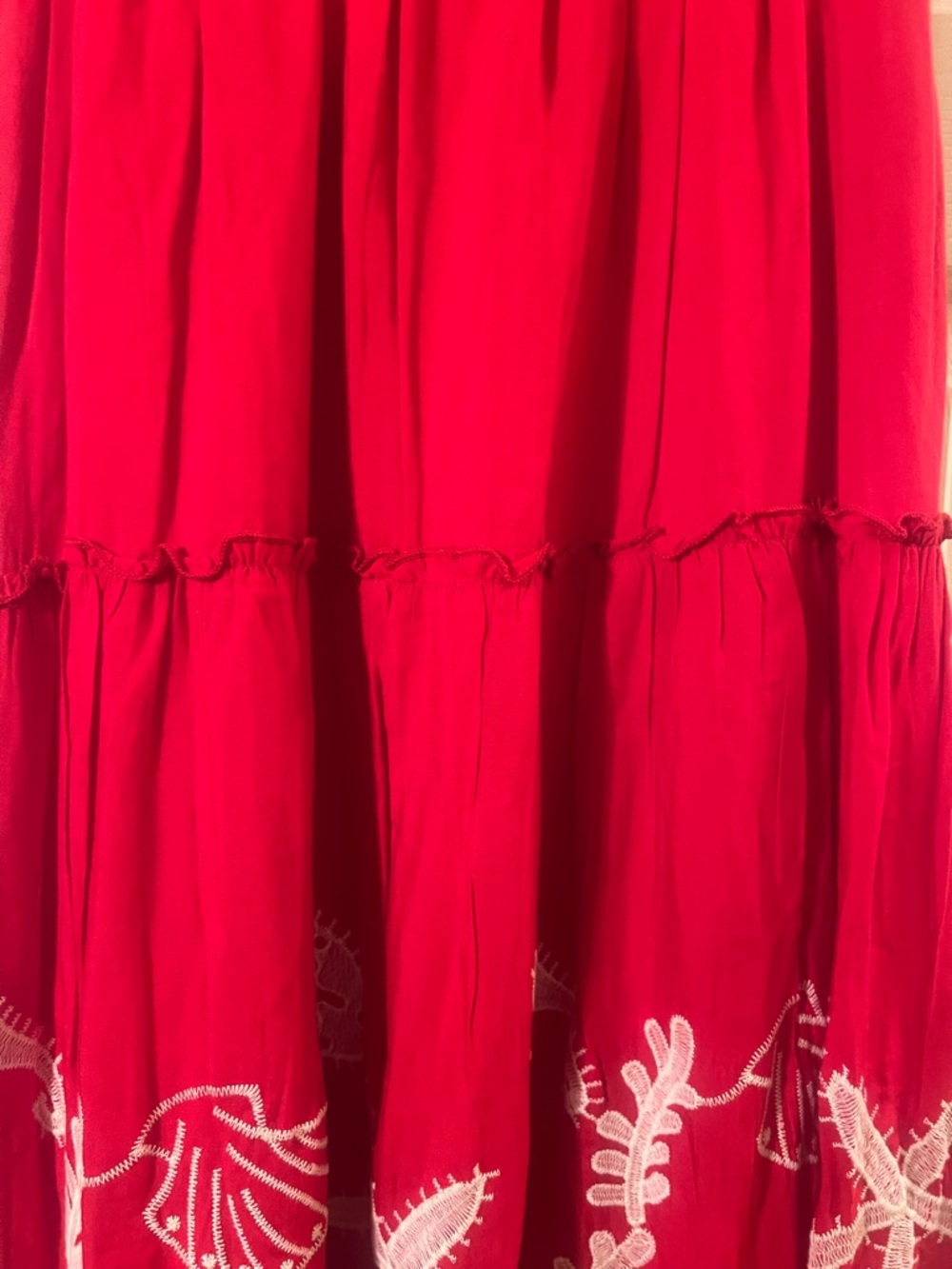 NWOT Women’s Red Maxi Skirt with White Embroidered Shells and Starfish Size S - Picture 10 of 13